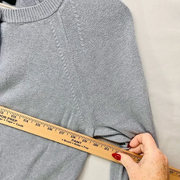 Banana Republic Light Gray Crew Neck Sweater - Picture 5 of 6
